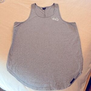 - Vanquish Fitness gray tank size large